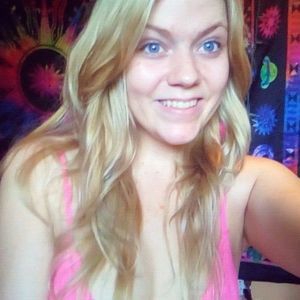 Meet your Posher, Zoe